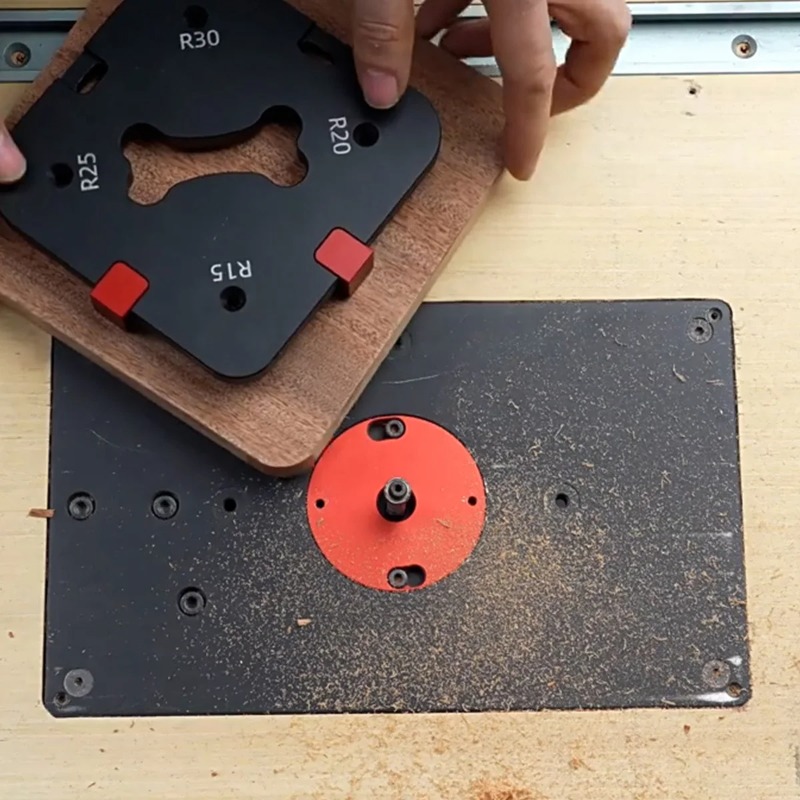 Woodworking Templates - Szablon do zaokrąglania narożników frezarką ze